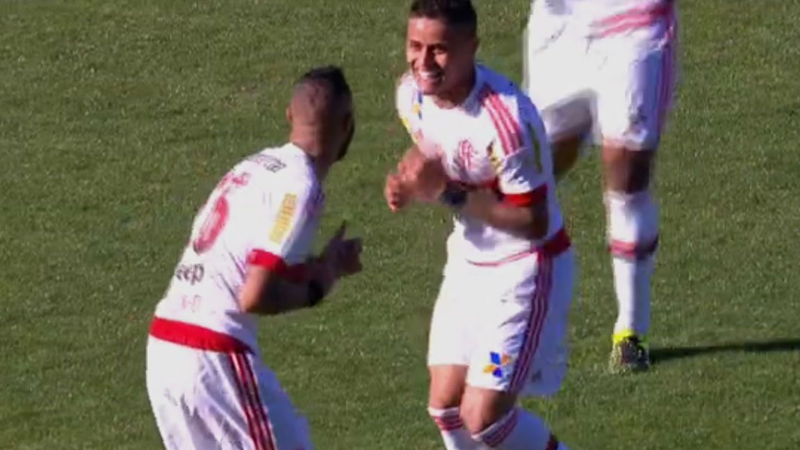 Paulinho fez uma pintura para manter os torcedores do Flamengo em estado de gra&ccedil;a e sonhando