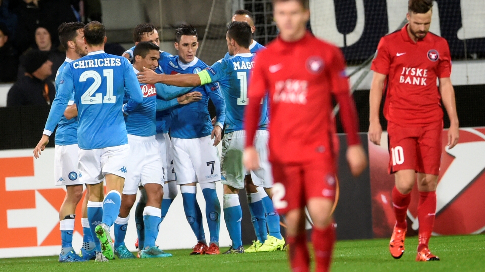 O Napoli caprichou nos gola&ccedil;os em mais uma vit&oacute;ria na Liga Europa