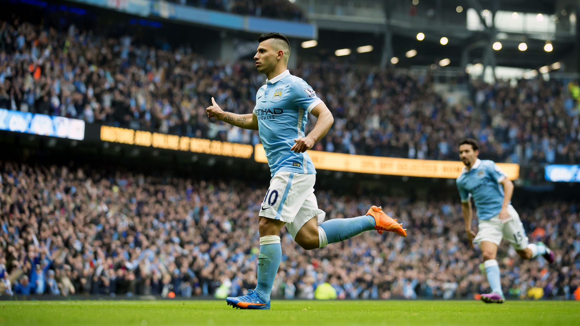 Ag&uuml;ero acertou quase tudo que tentou e comandou massacre do City com cinco gols