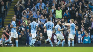 Manchester City e Arsenal crescem durante queda do United e começam a afunilar briga pelo título