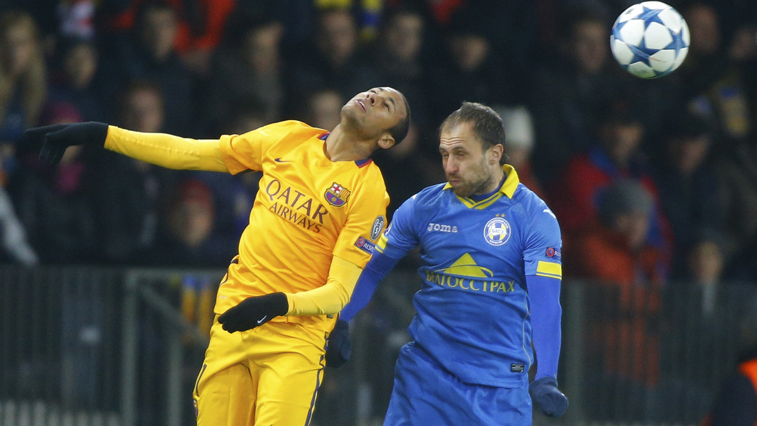 Neymar sacudiu o Barcelona e liderou a tranquila vit&oacute;ria contra o Bate