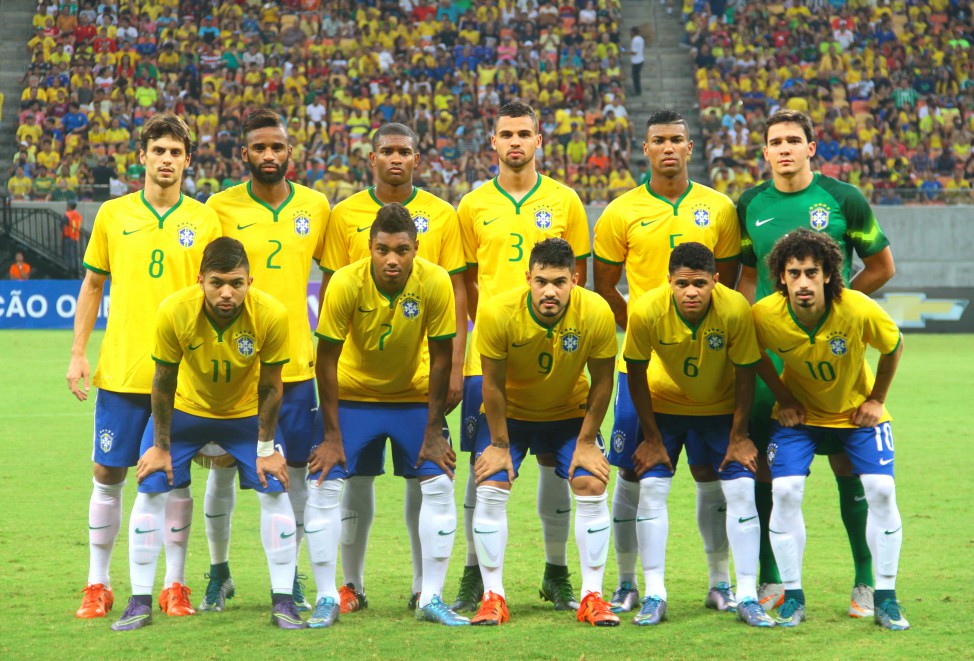 Com a sele&ccedil;&atilde;o ol&iacute;mpica indo t&atilde;o bem, precisa mesmo de Dunga como t&eacute;cnico?