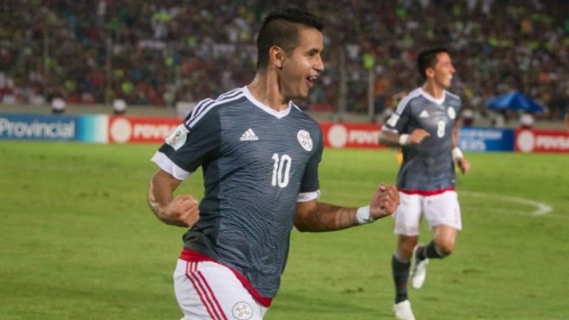 [V&iacute;deo] Uma lamban&ccedil;a venezuelana no final deu os tr&ecirc;s pontos ao Paraguai nas Eliminat&oacute;rias