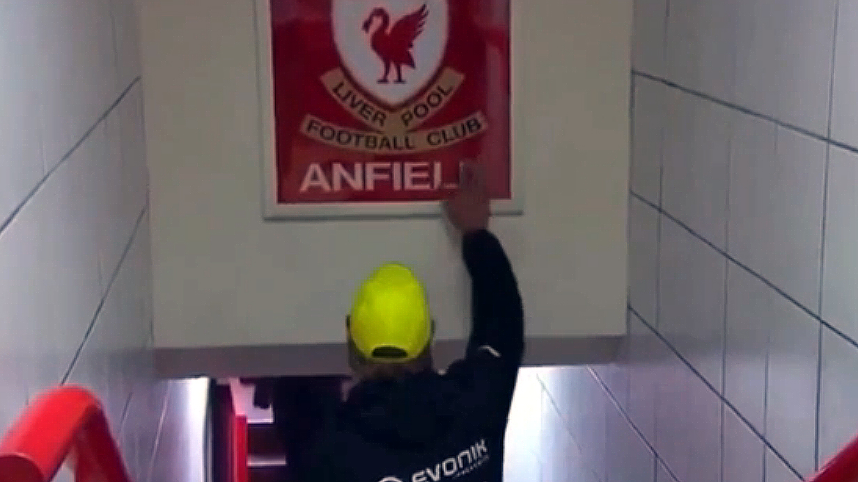 Klopp quando esteve em Anfield com o Dortmund