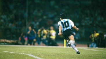 A magia de Maradona que fazia Zidane reverenciá-lo e até se sentir ridículo