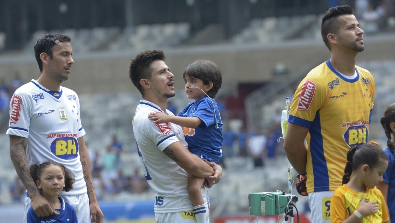 Conhe&ccedil;a a hist&oacute;ria de supera&ccedil;&atilde;o de Matheus, o mais novo &iacute;dolo do Mineir&atilde;o