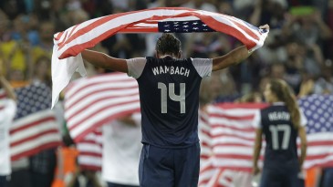 Artilheira, campeã e líder de uma geração, Abby Wambach anuncia o fim da sua carreira