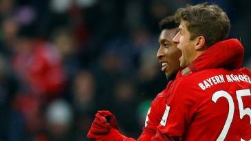 A força se faz no conjunto: Guardiola testou e, mesmo assim, Bayern atropelou mais um