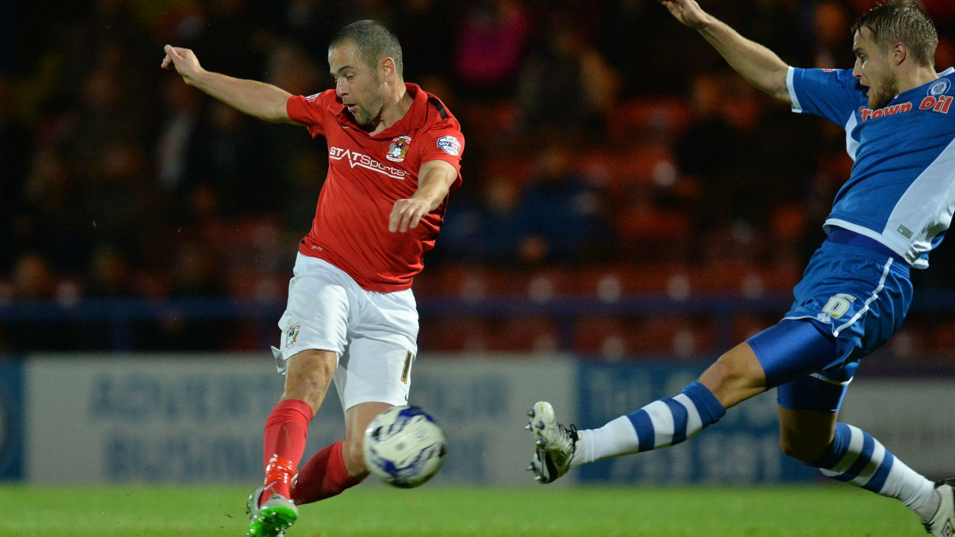 Joe Cole est&aacute; na terceira divis&atilde;o inglesa e continua fazendo gola&ccedil;os