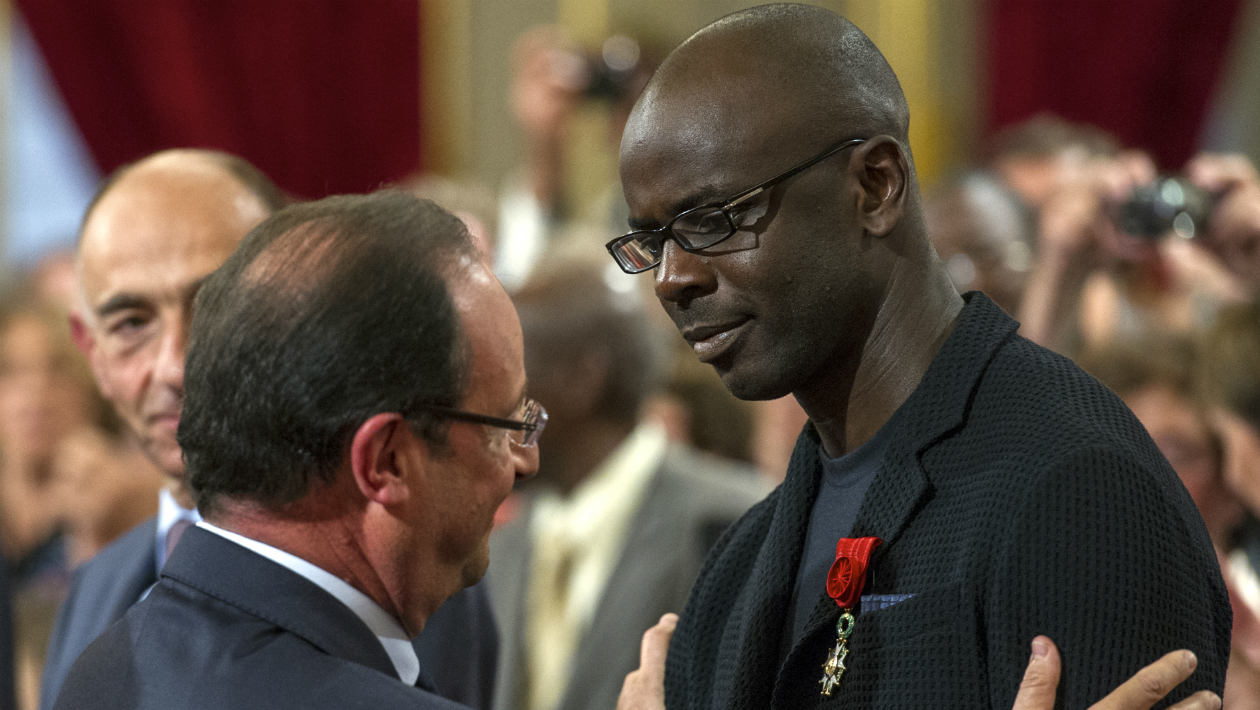 Thuram defende integra&ccedil;&atilde;o, e n&atilde;o segrega&ccedil;&atilde;o, como resposta da sociedade francesa aos ataques