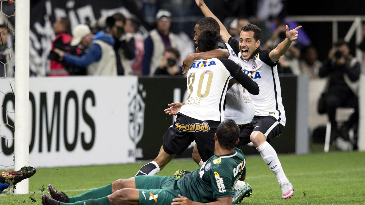 Hexa &eacute; s&oacute; formalidade, mas Lucca salvou dia de displic&ecirc;ncia do Corinthians