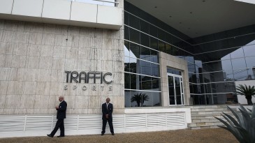 Traffic alega ter contrato com a Conmebol e negocia com Fox saída jurídica para novo acordo de TV
