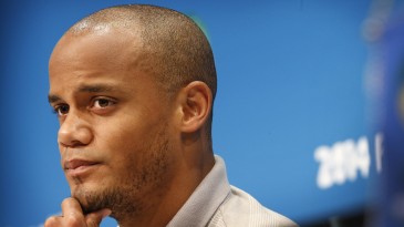 Paris: Kompany culpa os políticos e o descaso pelo avanço do terrorismo em Bruxelas