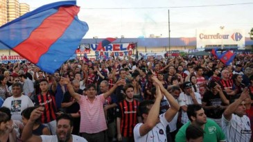 Torcedores fazem fila e, em um dia, San Lorenzo arrecada R$ 500 mil para voltar a Boedo