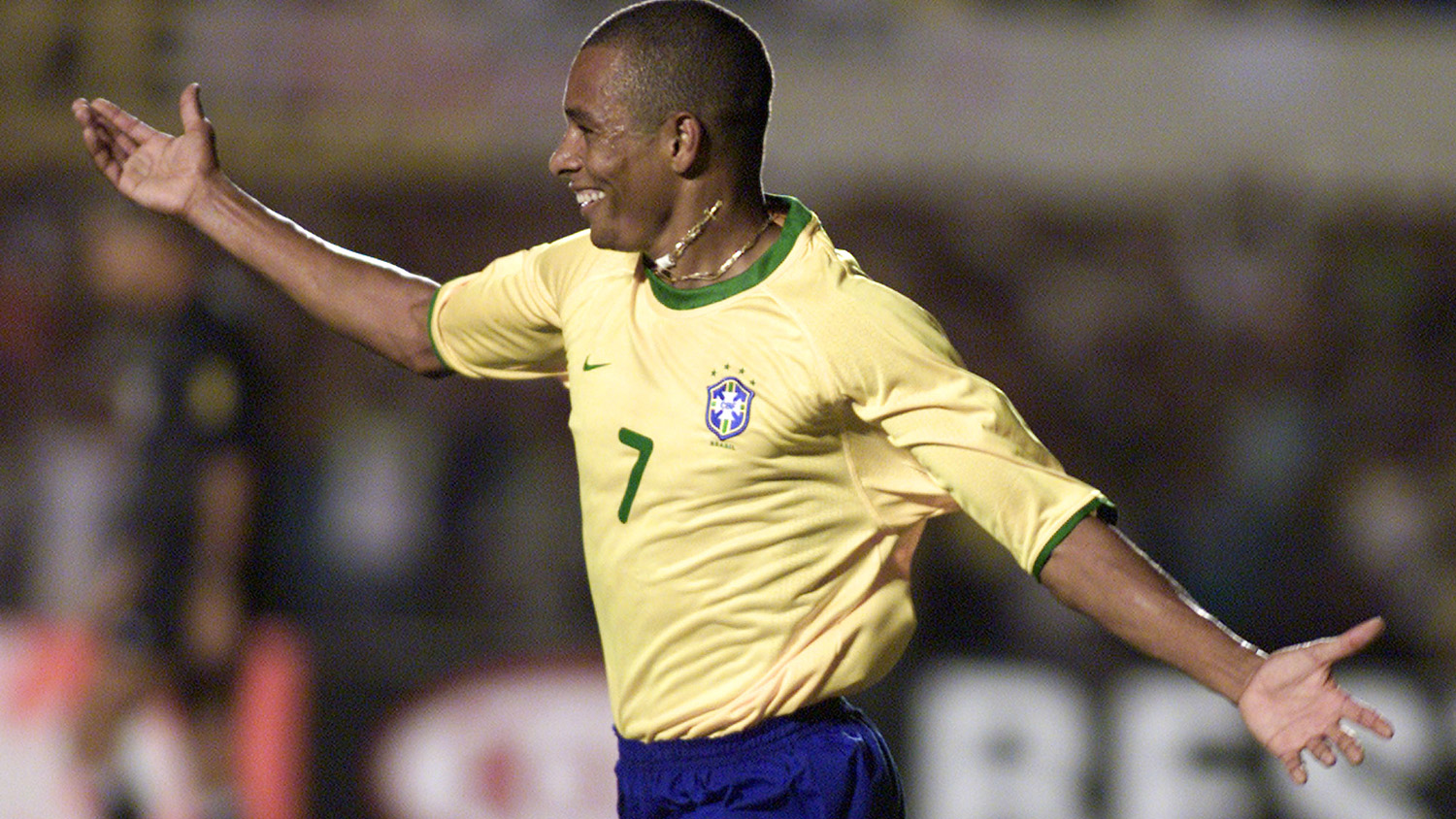 Gilberto Silva carregou o piano para dois grandes times fazerem hist&oacute;ria