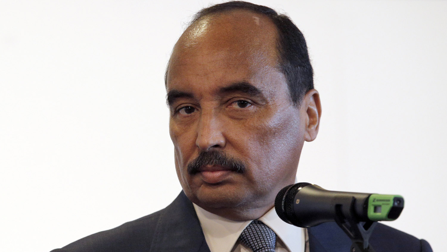 Presidente da Maurit&acirc;nia &eacute; acusado de mandar um jogo acabar antes do fim por estar entediado