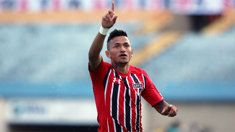 S&atilde;o Paulo vai &agrave; Libertadores, mas h&aacute; pouco a comemorar e muito a melhorar