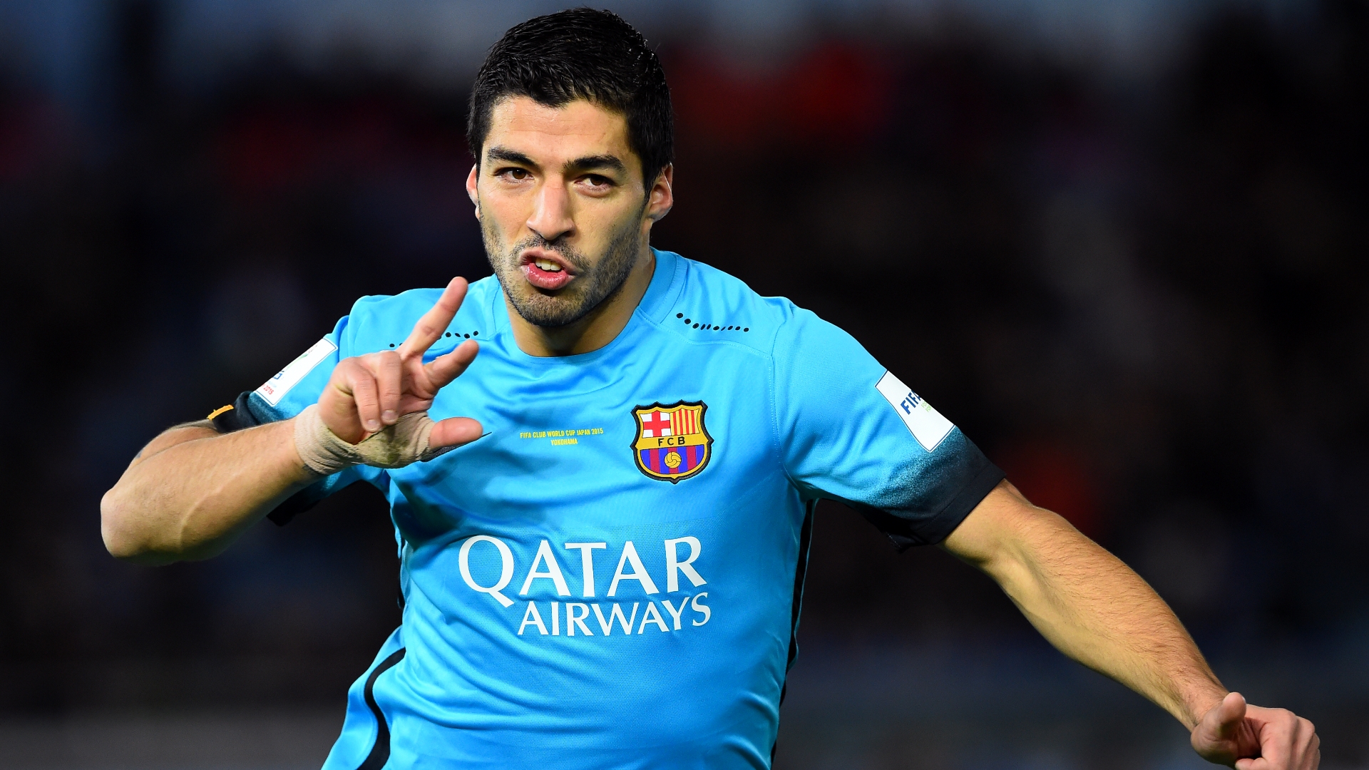 Su&aacute;rez fez tr&ecirc;s gols e classificou o Barcelona, feito que s&oacute; Pel&eacute; conseguiu em Mundiais