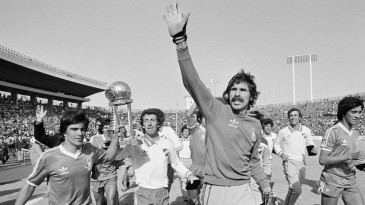 Os 60 anos de Rodolfo Rodríguez, o goleiro maior que o gol e que o grande milagre