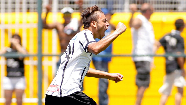 Vivendo um desmanche, Corinthians deveria aproveitar melhor o sucesso da base