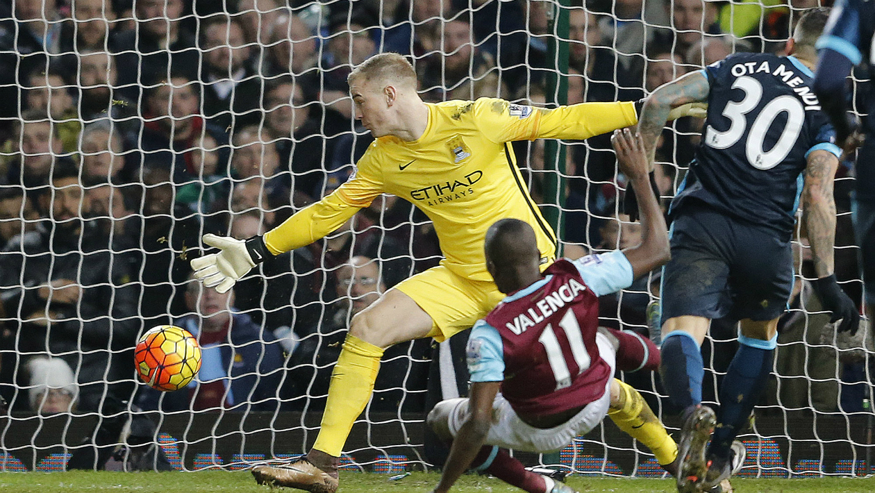 West Ham complicou a vida de mais um grande e poderia ter sa&iacute;do com a vit&oacute;ria contra o City