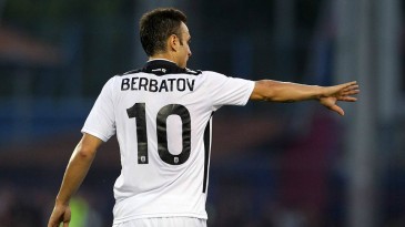 Berbatov entrevistou ele próprio para explicar primeiro cartão vermelho em 13 anos