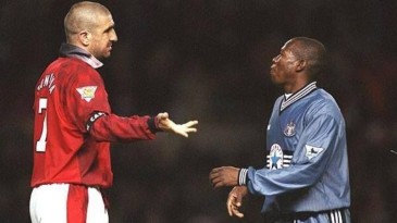 Há 20 anos, o Newcastle abria 12 pontos na ponta da Premier League. E, ainda assim, perdeu