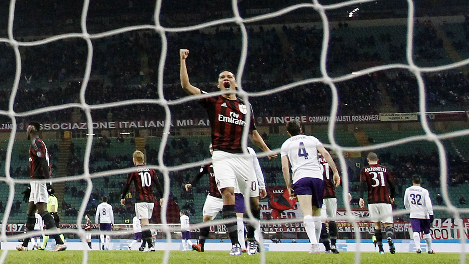 Carlos Bacca vem sendo o jogador decisivo que o Milan precisava