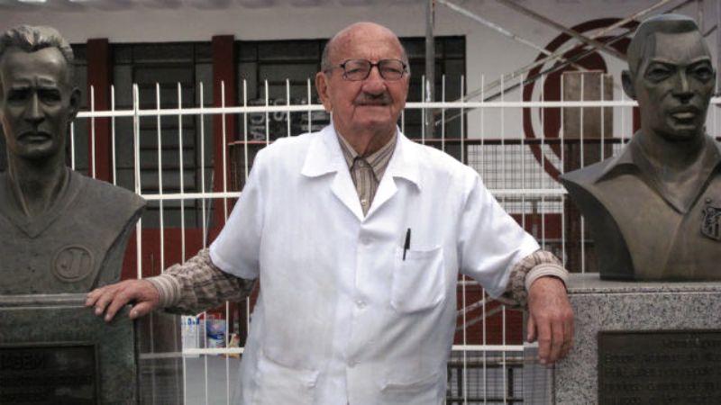 Adeus, Seu Elias: Uma homenagem a todos aqueles que dedicam suas vidas ao futebol