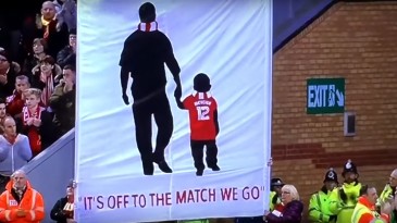 Liverpool perdeu um dos seus maiores fãs para a leucemia, mas não deixou Owen caminhar sozinho