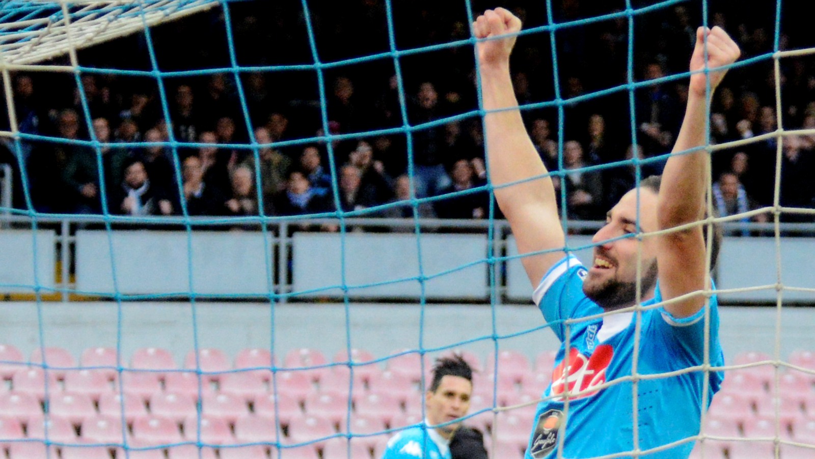 Higua&iacute;n j&aacute; igualou os artilheiros das duas &uacute;ltimas edi&ccedil;&otilde;es da Serie A e mira recorde hist&oacute;rico