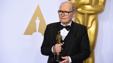 O Oscar também fez justiça ao compositor da música da Copa-78 e a um romanista fanático