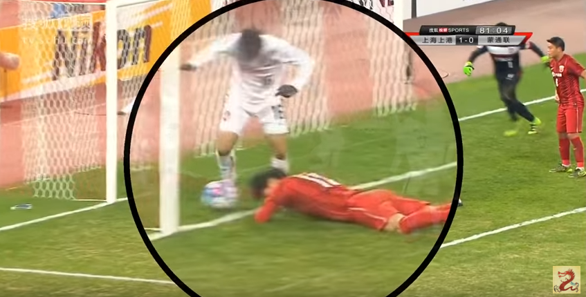 [V&iacute;deo] Time de Conca faz o gol na Champions da &Aacute;sia, mas arbitragem n&atilde;o marca