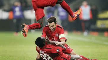 Midtjylland comemora com dancinhas e corneta Manchester United: “Esperava mais”