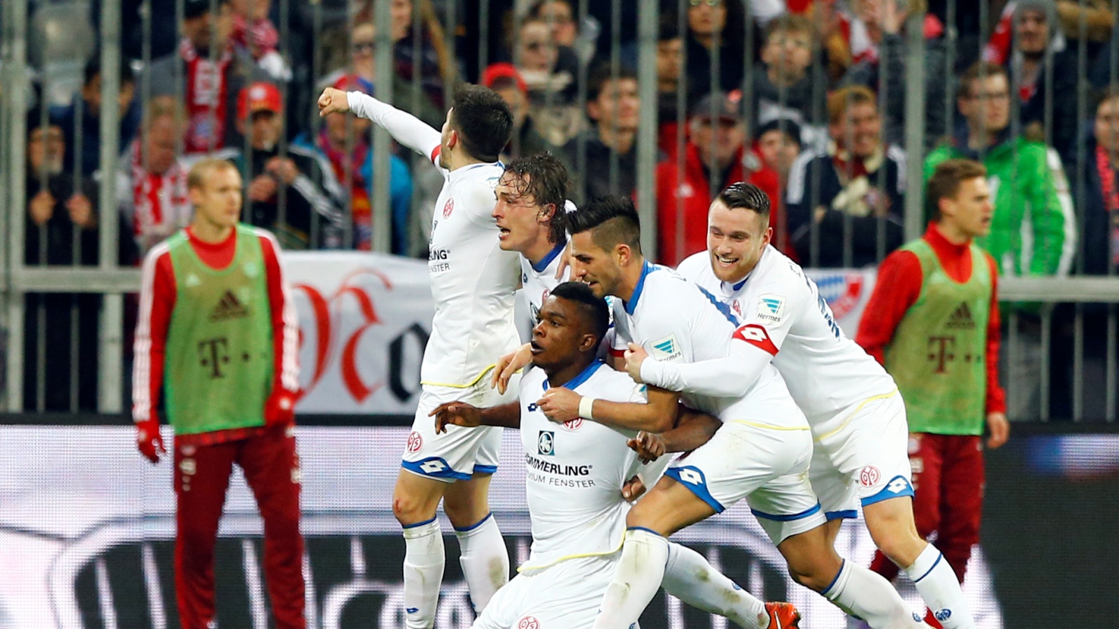 A bravura do Mainz surpreende o Bayern em Munique e ainda vale muito ao Dortmund