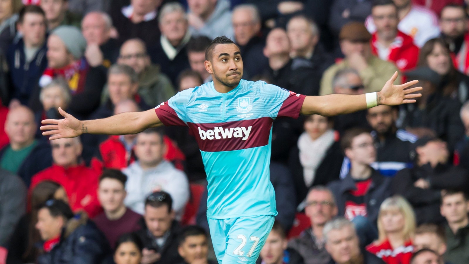 [V&iacute;deo] Poucos jogadores atualmente possuem a classe de Payet nas cobran&ccedil;as de falta