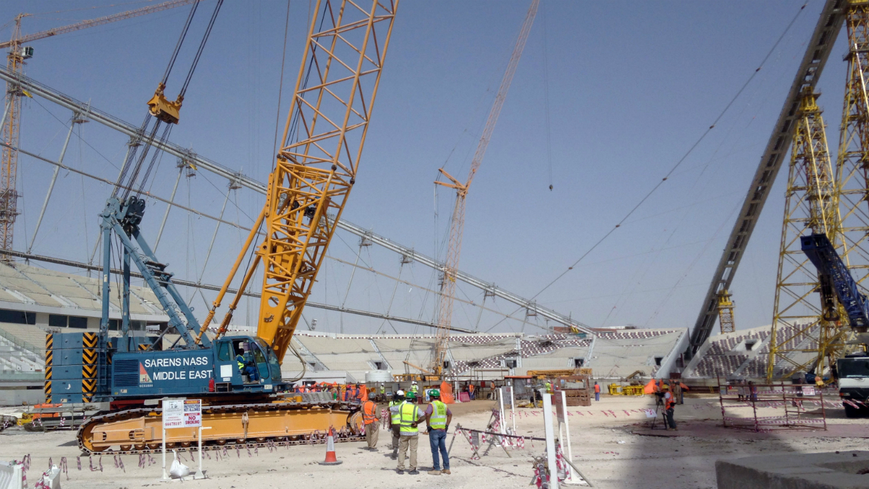 Anistia Internacional denuncia trabalho for&ccedil;ado nas obras de est&aacute;dio para a Copa de 2022