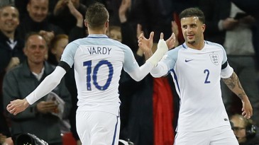 Inglaterra perde, mas gol de Vardy evidencia que o ataque segue em sintonia