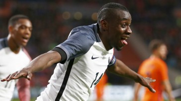 Reação improvável da Holanda não foi suficiente para deter o poder ofensivo francês