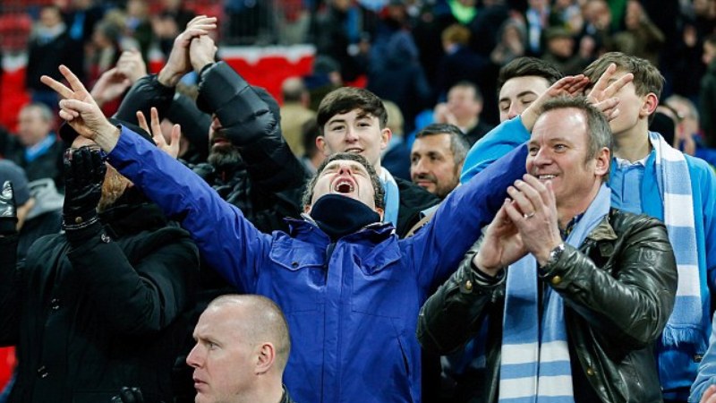 [V&iacute;deo] City filmou todas as rea&ccedil;&otilde;es de Noel Gallagher durante os p&ecirc;naltis na Copa da Liga