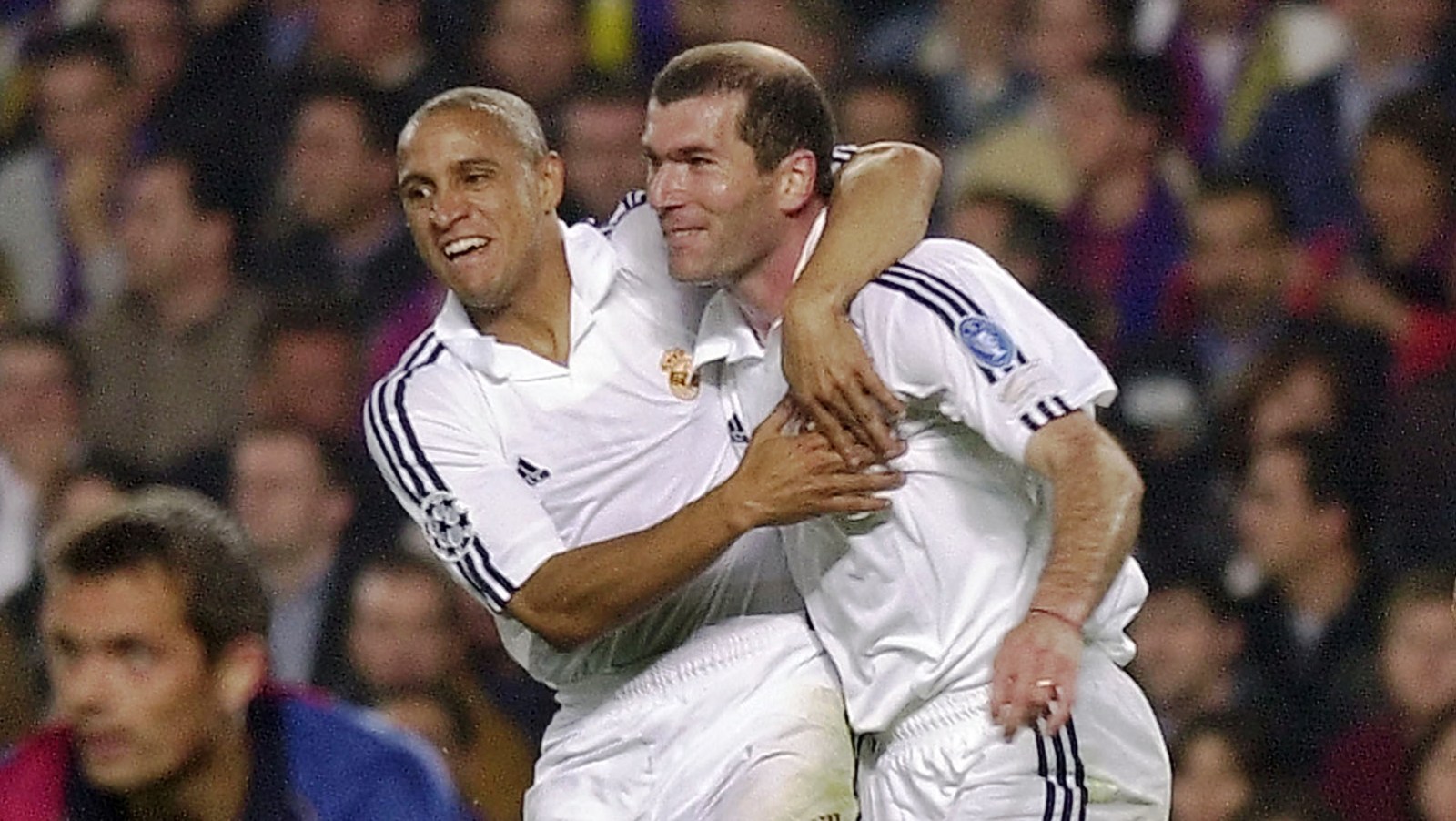 A &oacute;tima lembran&ccedil;a de Zidane em seu mais importante cl&aacute;ssico como jogador do Real Madrid