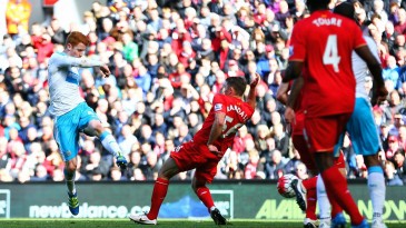 Liverpool tem um problema sério quando abre 2 a 0 no placar na Premier League