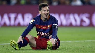 Messi torna-se o 27º membro do clube de jogadores que marcaram 500 gols oficiais