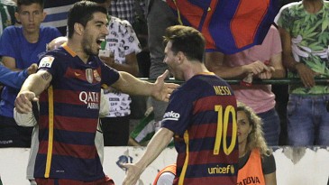 Expulsão e erro cômico do Bétis ajudam Barcelona em mais uma atuação pouco inspirada