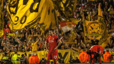 Classe: Torcedor do Dortmund faz anúncio em jornal de Liverpool para desejar sorte na Liga Europa