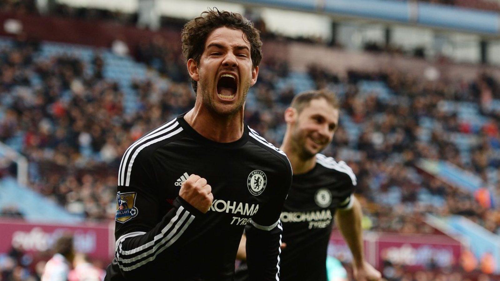 Pato esperou 64 dias para estrear, mas logo comandou a goleada do Chelsea
