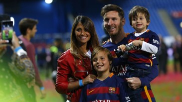 Da Inglaterra à Albânia, veja quem levantou troféu nas decisões de copas da Europa