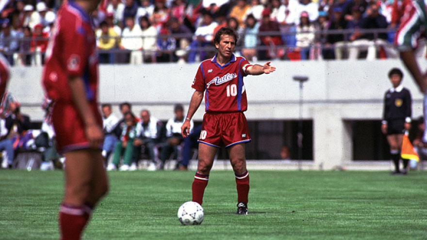 Meu Time de Bot&atilde;o: o Kashima Antlers de Zico e Alcindo na estreia da J-League em 1993