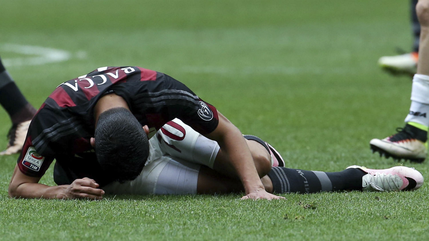 Gola&ccedil;o de Antonelli nem foi o lance mais inusitado de Milan 3 x 3 Frosinone