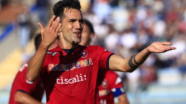 Nada melhor que fazer o gol do título, de bicicleta, nos últimos minutos do campeonato